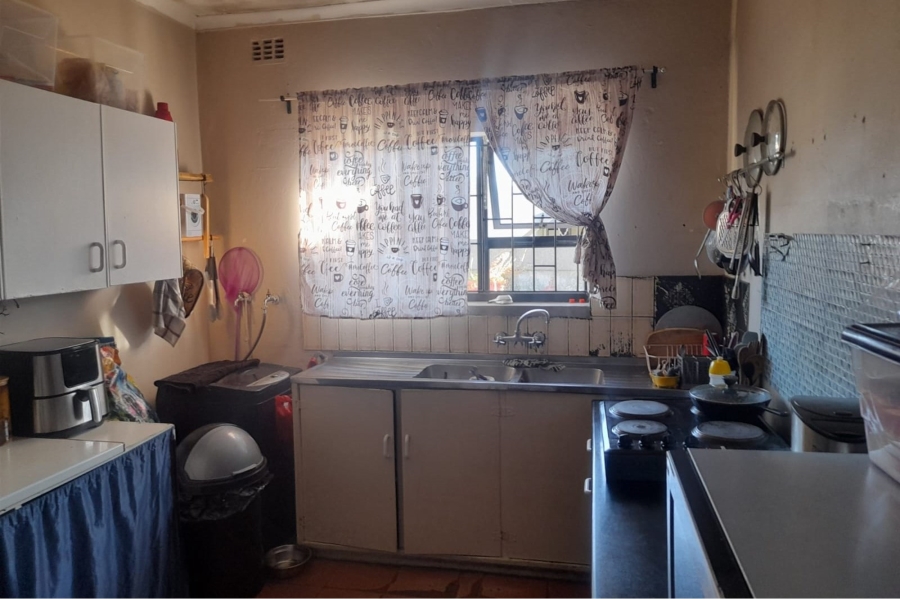 4 Bedroom Property for Sale in Bellville South Industria Western Cape